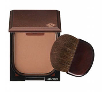 Shiseido Пудра для лица компактная с оттенком загара Bronzer , 12g.